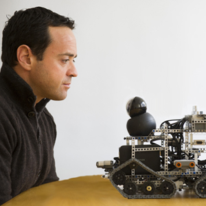 Max Versace, Neuromorphics Lab, Boston University BU, robotics engineering, Cog Eye, Massimiliano Versace, BU Neuromorphics Lab, biological intelligence, robotic autonomous thinking