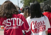 Students from the Boston University Class of 2022 march down Commonwealth Ave toward the Matriculation ceremony wearing Boston University Class of 2022 t-shirts