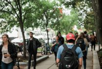 students walk down commonwealth ave