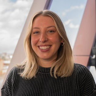 Headshot of Lakyn Bright, BU Faculty of Computing & 数据科学