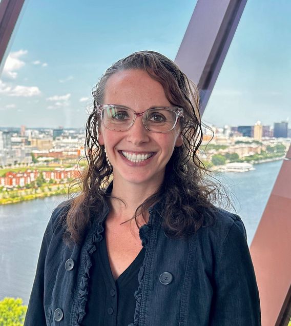 Headshot of Annie Imperato, Student Success Specialist at BU Faculty of Computing & 数据科学