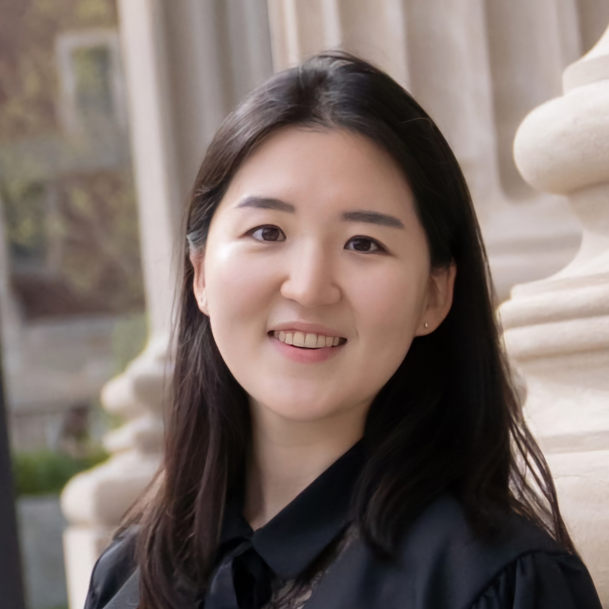 Headshot of Sunnie Kim
