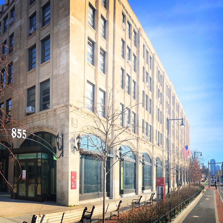 855 comm ave building