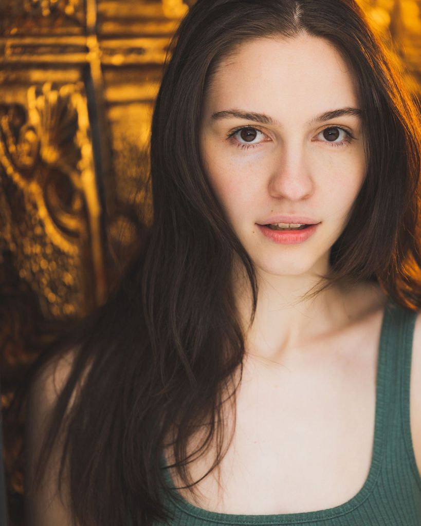 Lydia Winter headshot