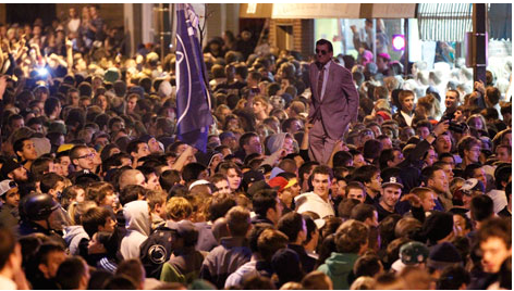 Screen Shot 2011-11-11 at 5.39.26 AM From: http://www.ctv.ca/CTVNews/CanadaAM/20111110/penn-state-rally-grows-violent-111110/