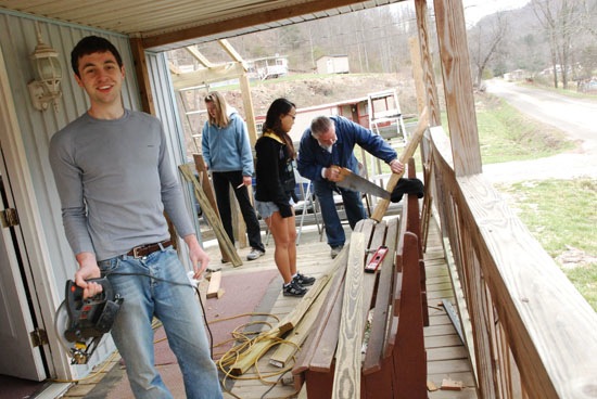 porch_1.jpg