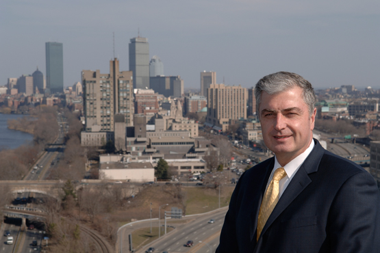 061545063_robbins[1].jpg