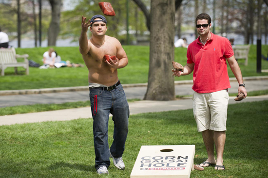 cu_11-3640-CORNHOLE-001.jpg
