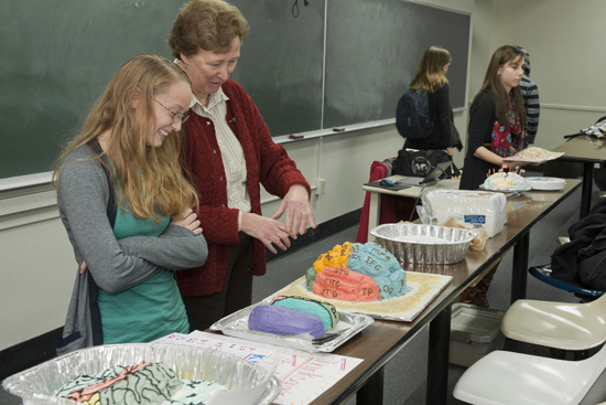 Mikayla Scaduto, professor Alice Cronin-Golomb, neuropsychology class
