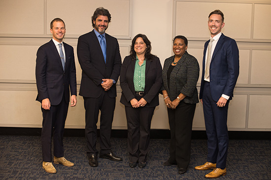 ames “Nooka” Jones (COM’10) (Distinguished Young Alumnus Award); Carlos Bardasano (COM’97, Questrom’97); Mariette DiChristina (COM’86); 西尔维娅Stevens-Edouard (COM’74); and Henry “Hank” Hughes IV (COM’06), all winners of the College of Communication Distinguished 校友 奖
