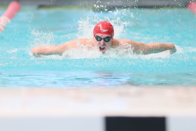 Brian Habacivch sprints in pool