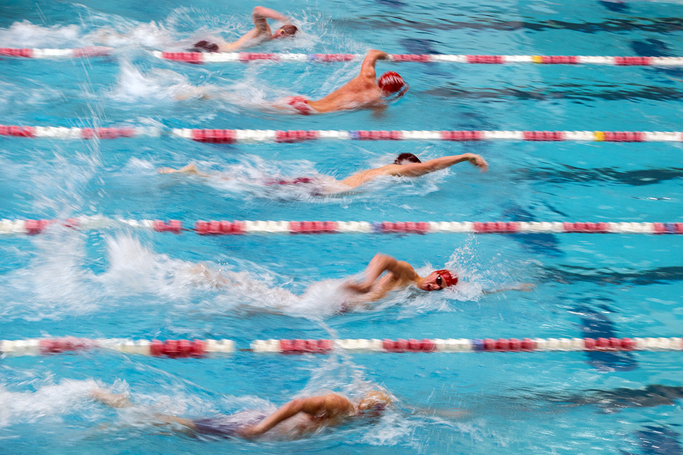 The BU swimming and diving teams celebrated Senior Day, January 28, in style: the men had 10 first-place finishes (BU-155, BC-144), and the women had 14 (BU-177, BC-118). Photo by Alexandra Wimley (COM’17)
