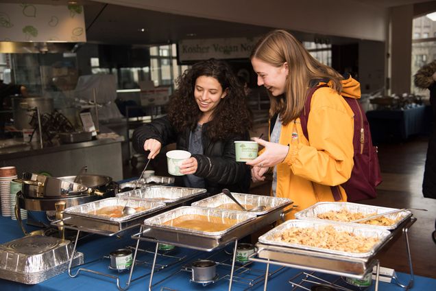 Students help themselves to Matzah Ball soup