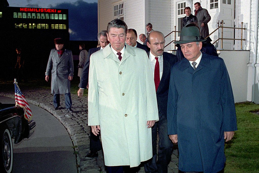 Reagan with Gorbachev October 12, 1986.