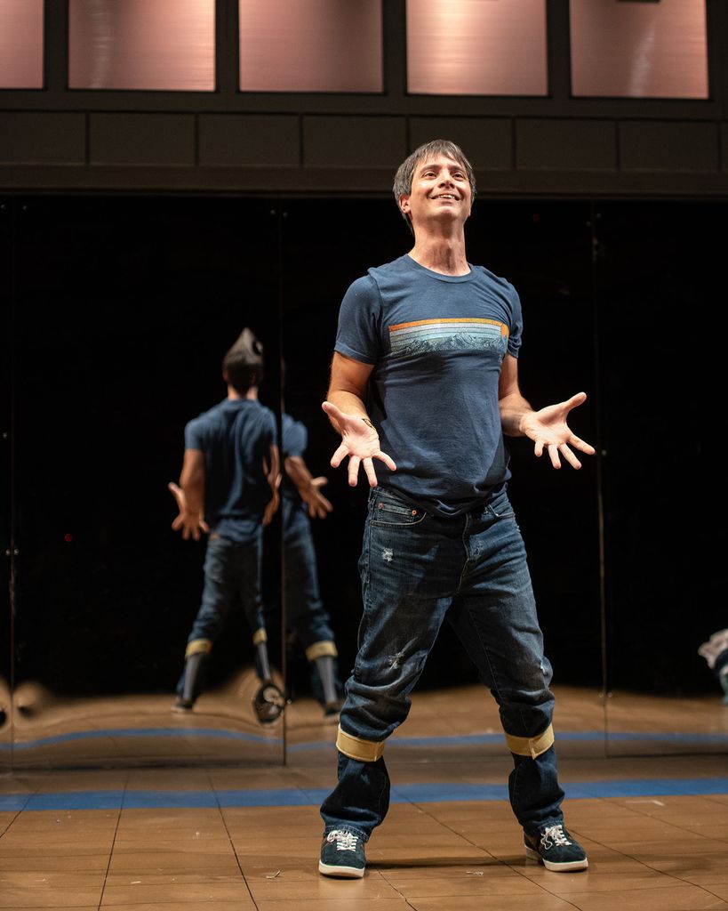 Gregg Mozgala (CFA’00) stands center stage in jeans and a t shirt for Teenage Dick