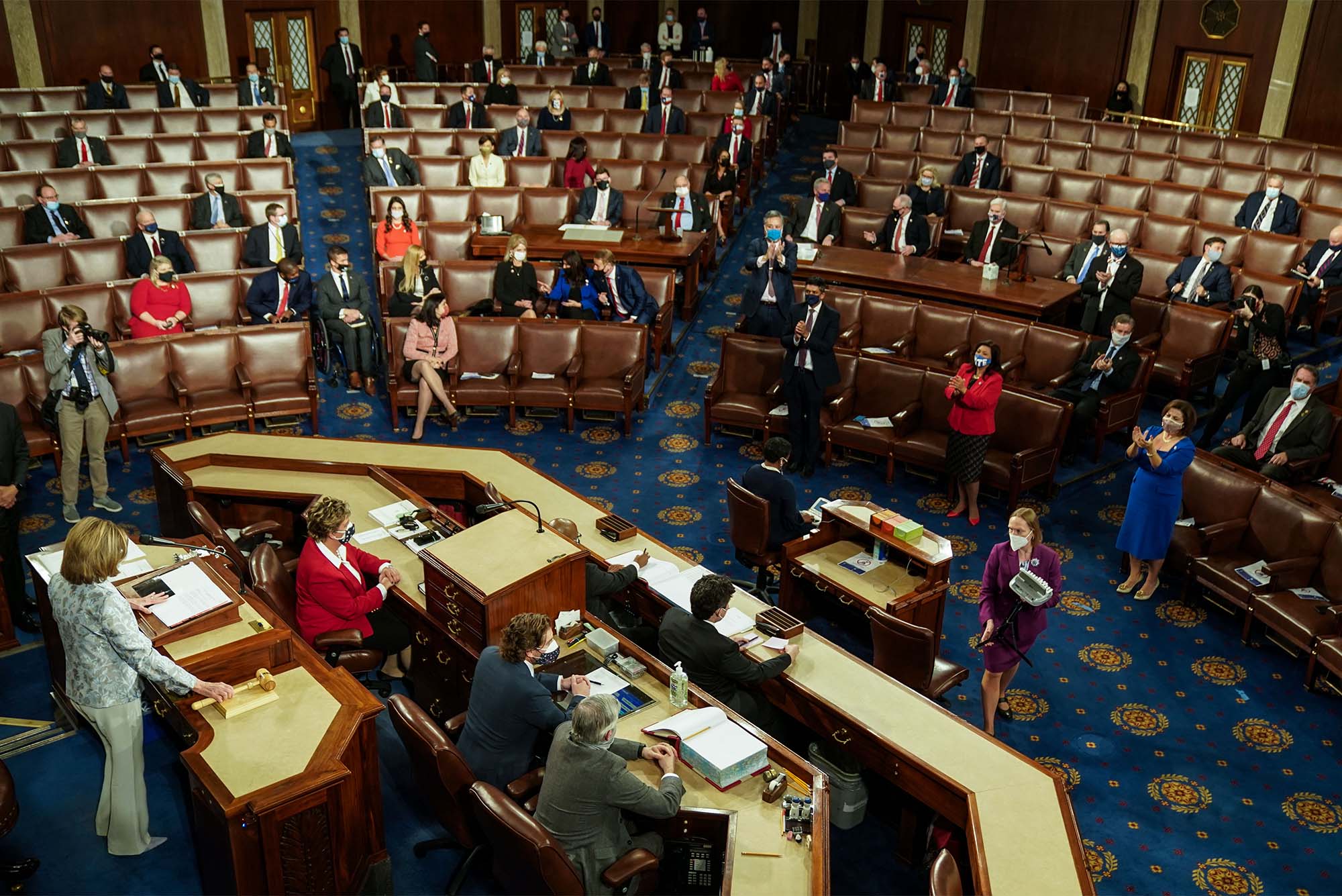 The US Senate convenes in January 2022. Photo by Kent Nishimura / Los Angeles Times via Getty Images