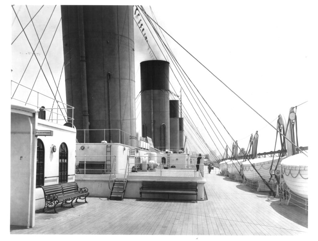 Photo: The 2nd class deck of the Titanic, with visible smokestacks