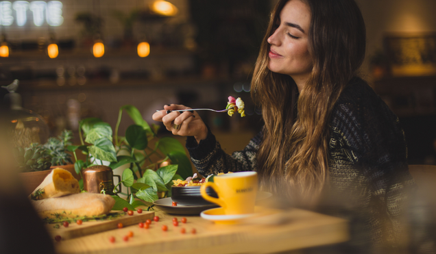 To Cluster or Not to Cluster?: Understanding Geographic Clustering by Restaurant Segment Photo by Pablo Merchán Montes on Unsplash