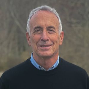 Headshot of Laurence Kotlikoff