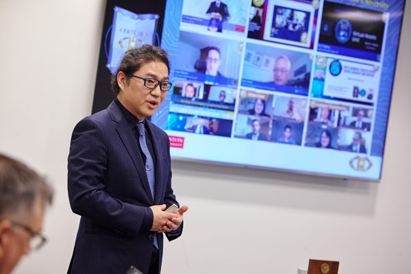 MET Professor of the Practice and Director of Cybercrime & Cybersecurity Dr. Kyung-shick Choi presents to the KNPU delegation