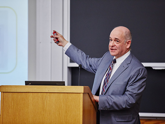 Master Lecturer Rich Maltzman presenting in a lecture hall