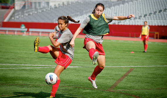 部 Women's soccer 部 Women's soccer