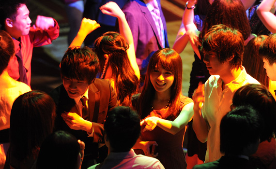 11-3303-newyear-003
