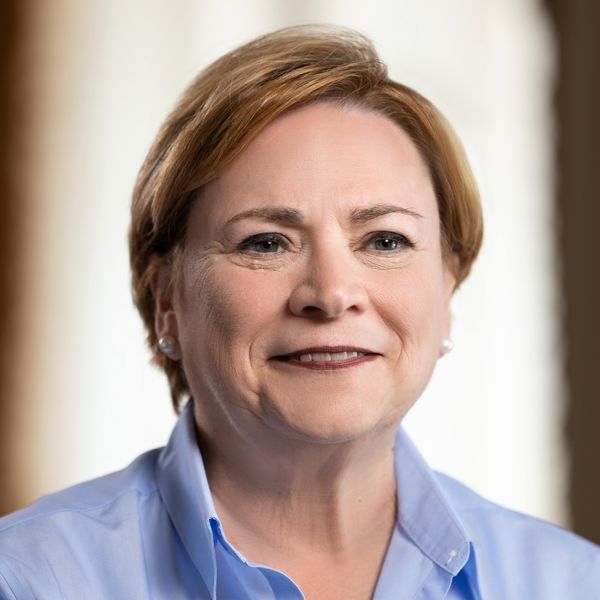 Diane Baldwin headshot