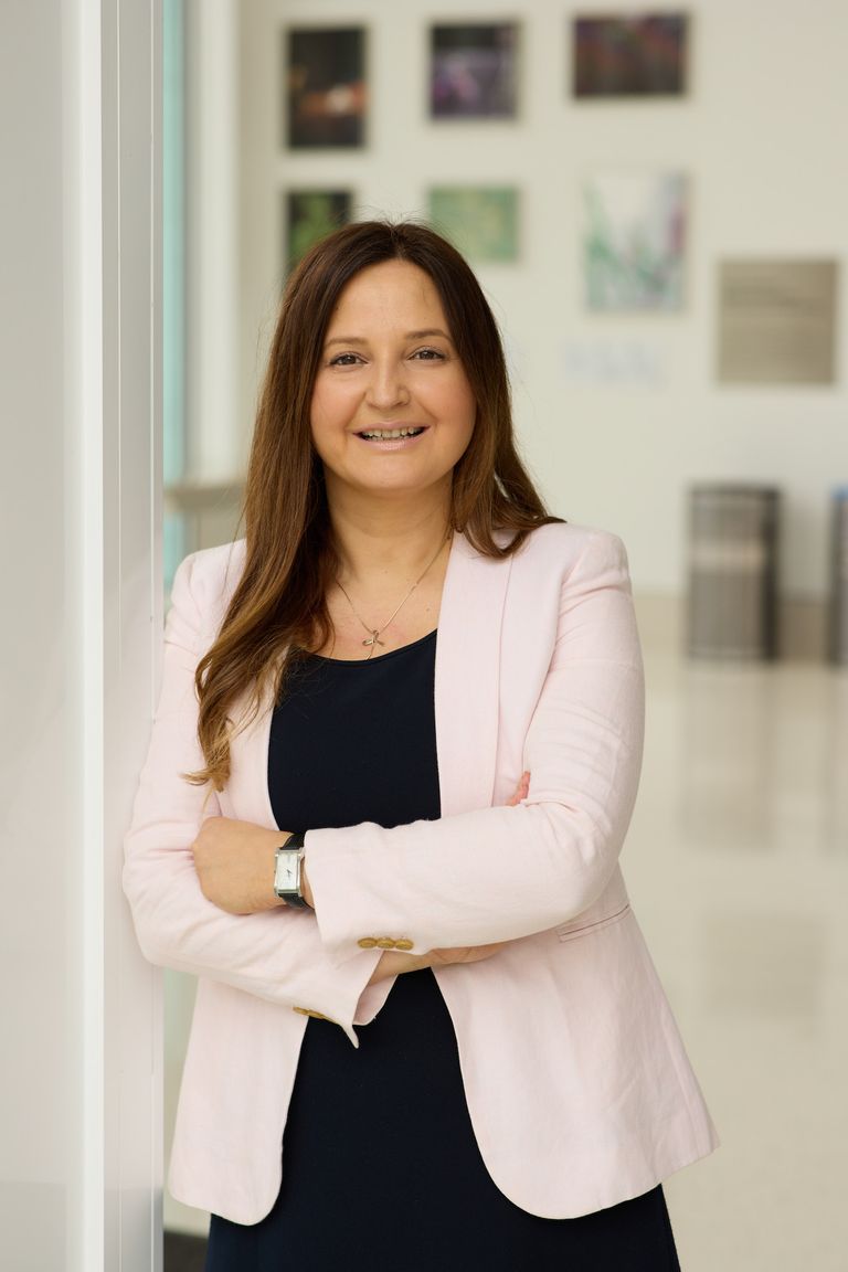 Nevena Dimova headshot