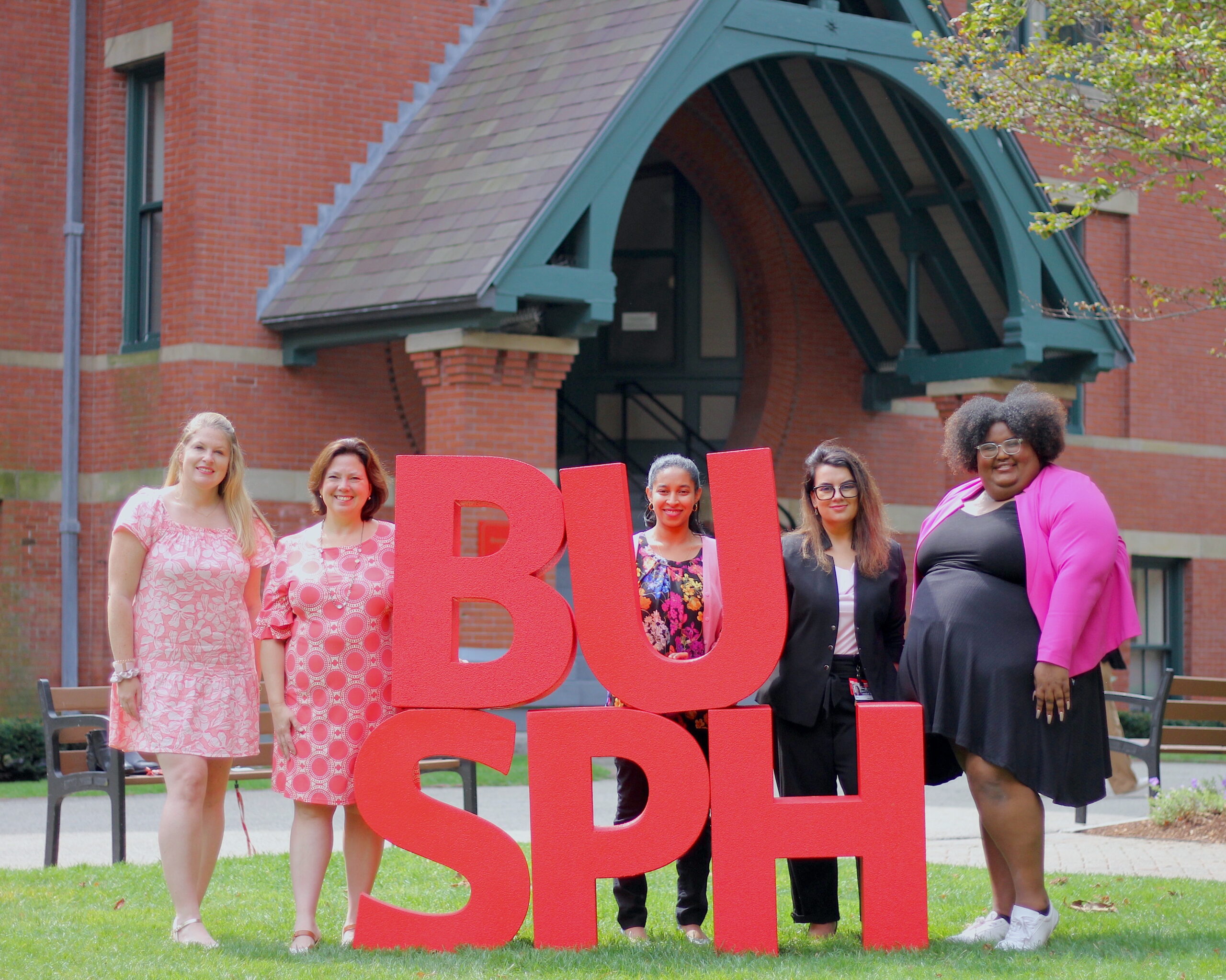 The GSL Team in front of the Talbot Building