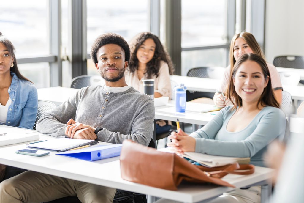 Class Spotlight: Reimagining the Macro Communities and Organizations Course