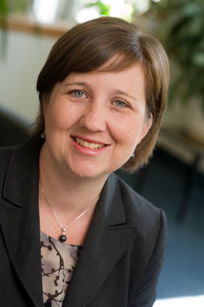 Shows Melissa Holt