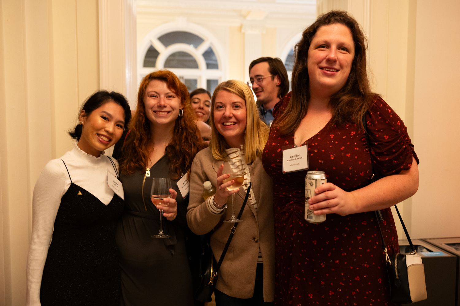 a group of alumni posing during the alumni dinner